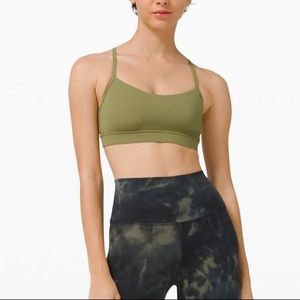 NWT Green Lululemon Flow Y Bra Nulu Sports Bra